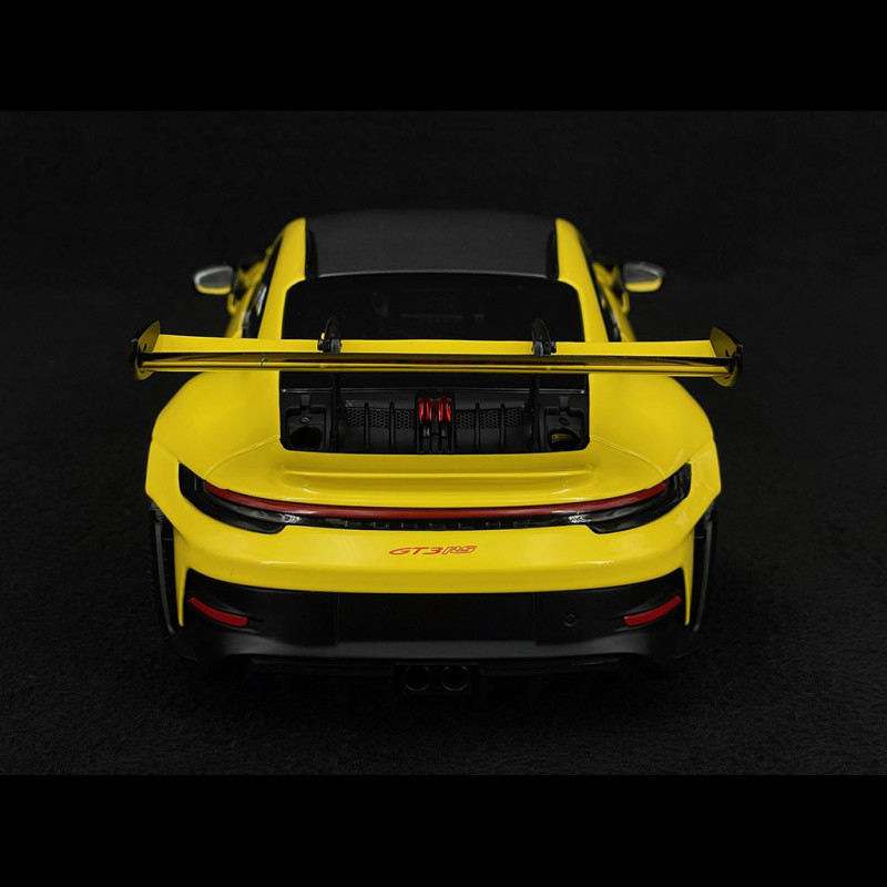Porsche 911 GT3 RS Type 992 2024 Racing Yellow 1/18 Minichamps
