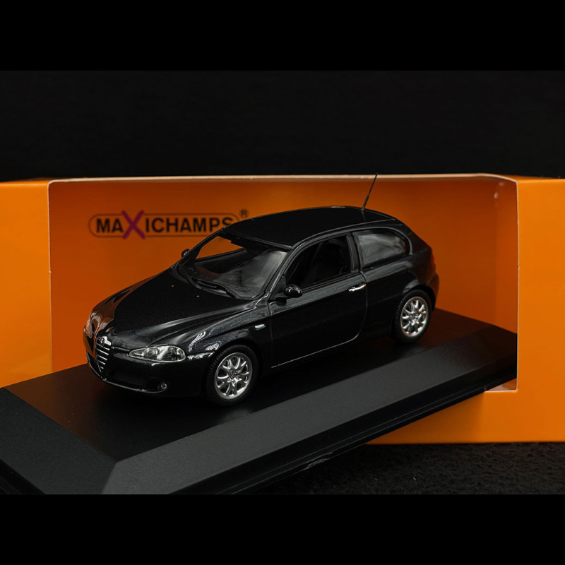 ALFA ROMEO 2600 SPIDER 1964 Noir MINICHAMPS 1:43 de reference 430 1