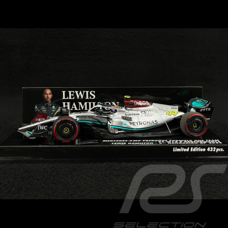 Lewis Hamilton Mercedes-AMG...