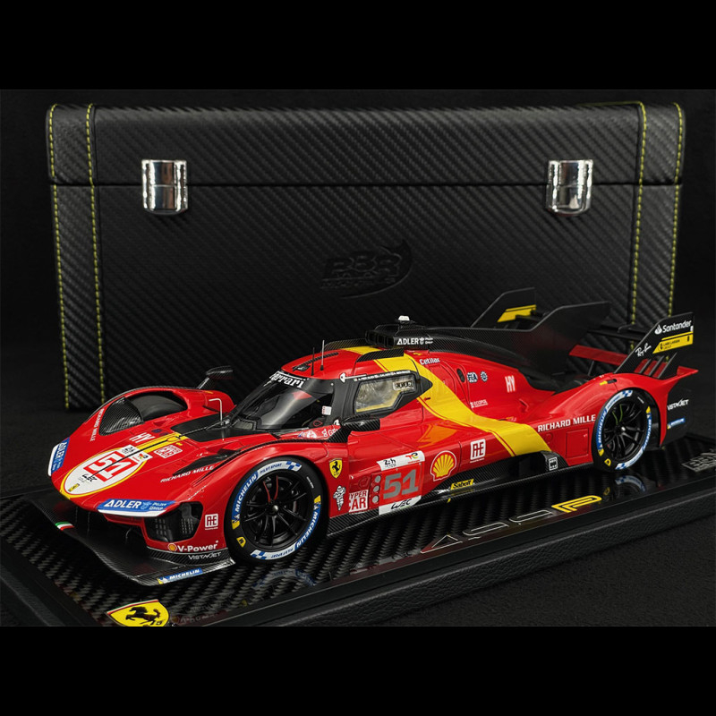 Ferrari 499P n° 51 Vainqueur 24h Le Mans 2023 1/18 Bburago 16301