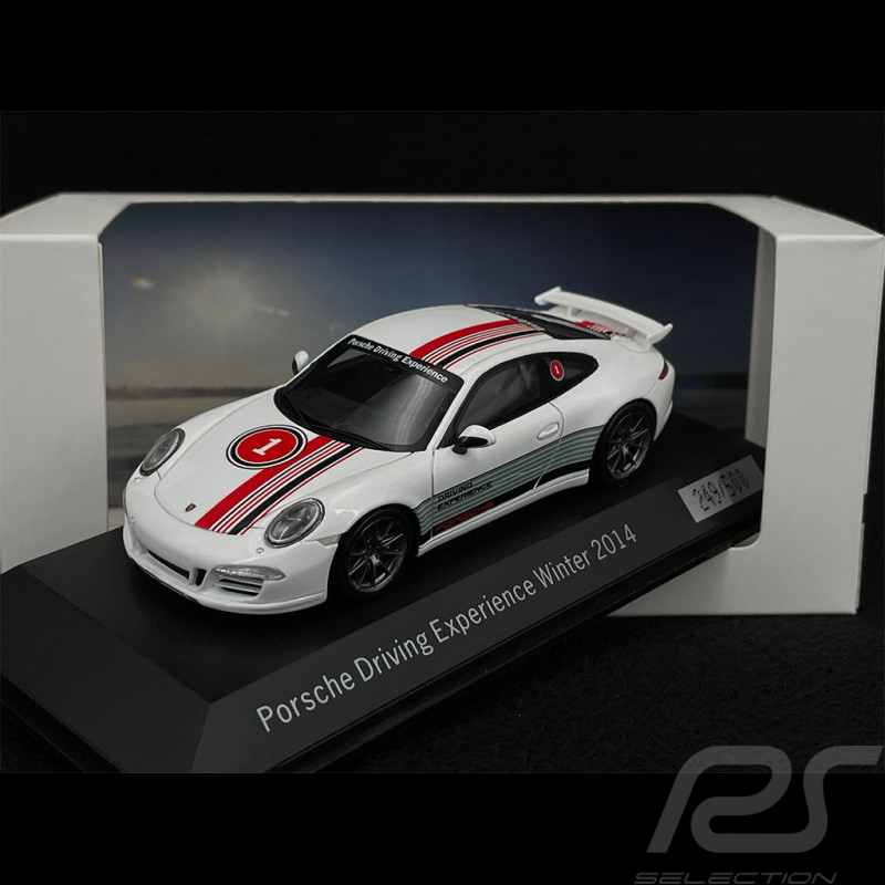 Porsche 911 Carrera 4S Aerokit Type 991 Porsche Driver Experience Winter 2014 White 1/43 Spark WAX20130023