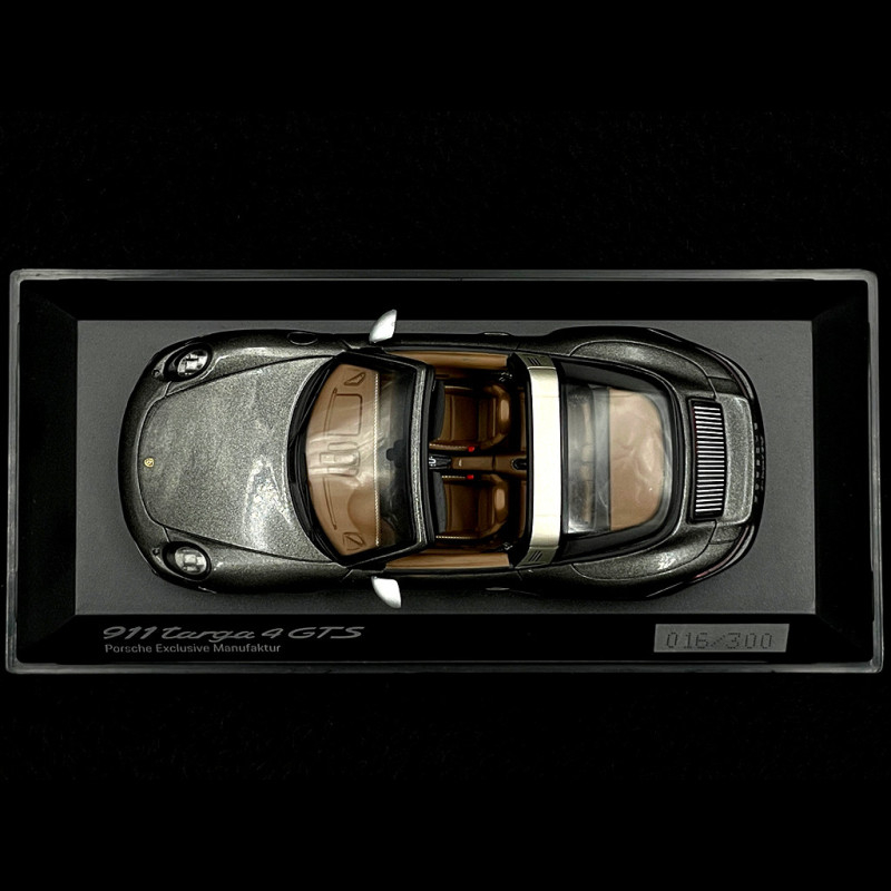 Porsche 911 type 991 Targa 4 GTS agate grey 1/43 Spark WAX02020078