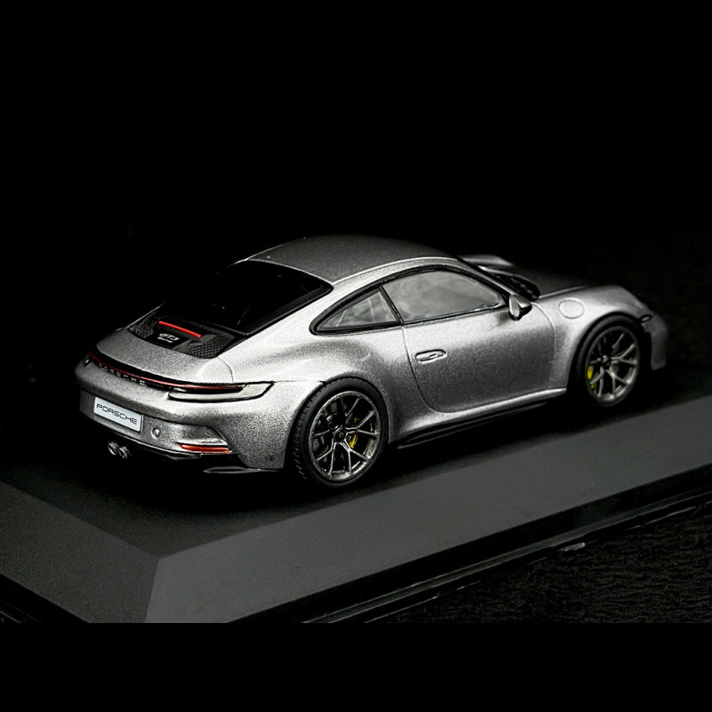 Porsche 911 992 GT3 Touring Coupe Silber 1:43 Solido Modell Mit Individuellem Wunschkennzeichen