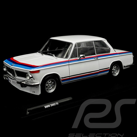 BMW 2002 TII Turbo Evocation 1971 Blanc 1/18 Solido S1808602