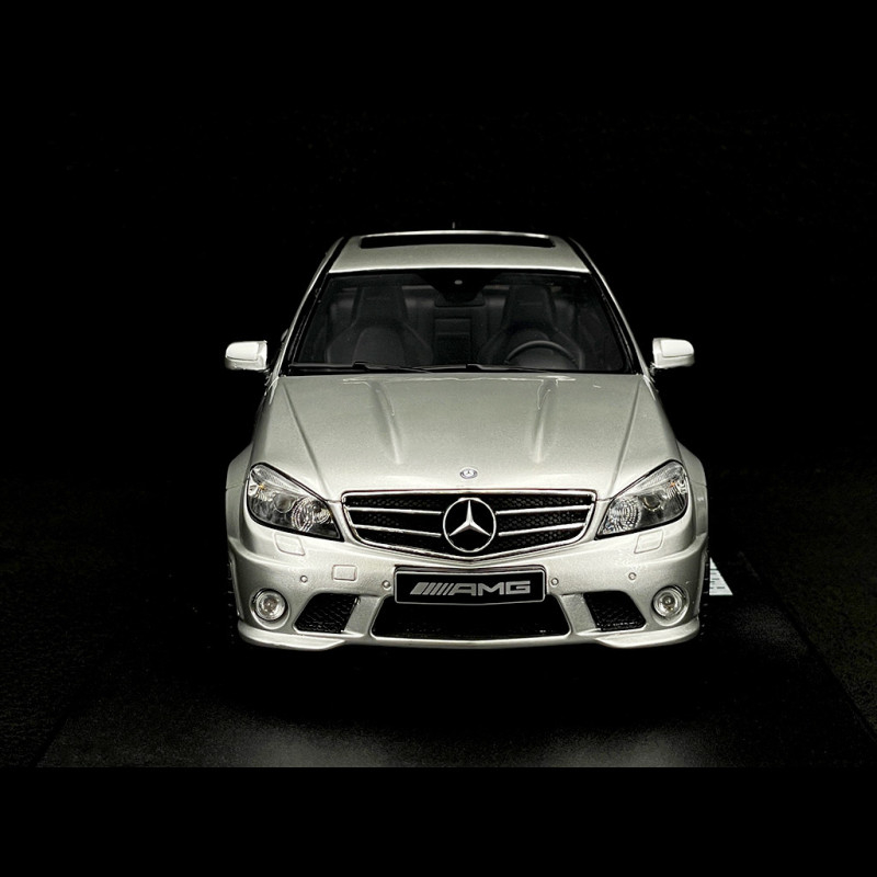 Mercedes-Benz C63 AMG 2008 Silver Grey 1/18 GT Spirit GT462