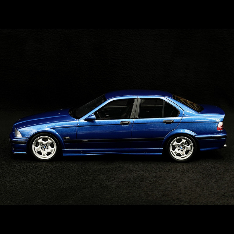 BMW E36 M3 1995 Bleu 1/18 Ottomobile OT1082