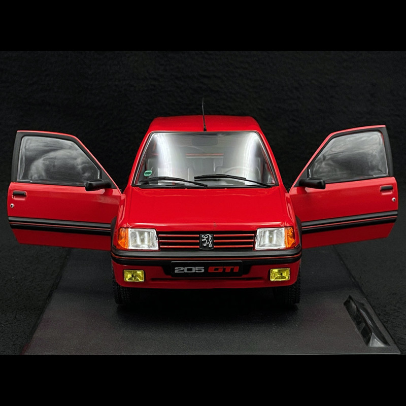 Peugeot 205 MK GTI 1.9L rouge vallelunga 1988 1/18 : King Jouet Belgique, Voitures radiocommandées