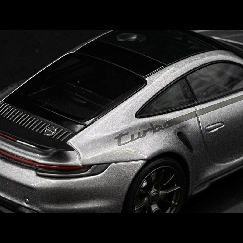Porsche 911 Turbo 50 Ans (992) GT Argent Métallique - Minichamps 1:43 - Neuf