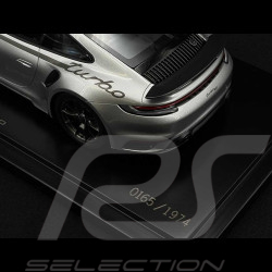 TRES RARE Porsche 911 Turbo Type 992 50 ans Anniversaire Argent GT 1/18 Spark WAP0212120S50Y