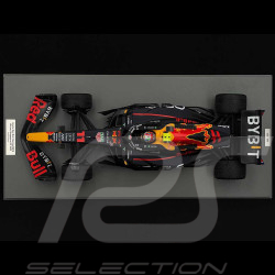 Sergio Perez Red Bull Racing RB18 n° 11 Winner GP Singapore 2022 F1 1/12 Spark 12S033