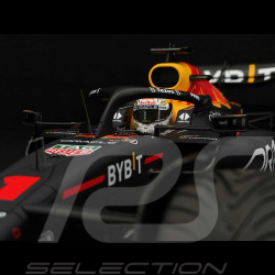 Max Verstappen Red Bull Racing RB18 n° 1 Vainqueur GP Japon 2022 F1 Champion du Monde 2022 1/12 Spark 12S034