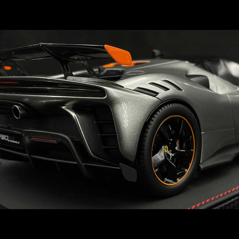 Modèle Réduit 1:43 Ferrari SF90 XX Stradale BBR - Couleur Grigio Competizione