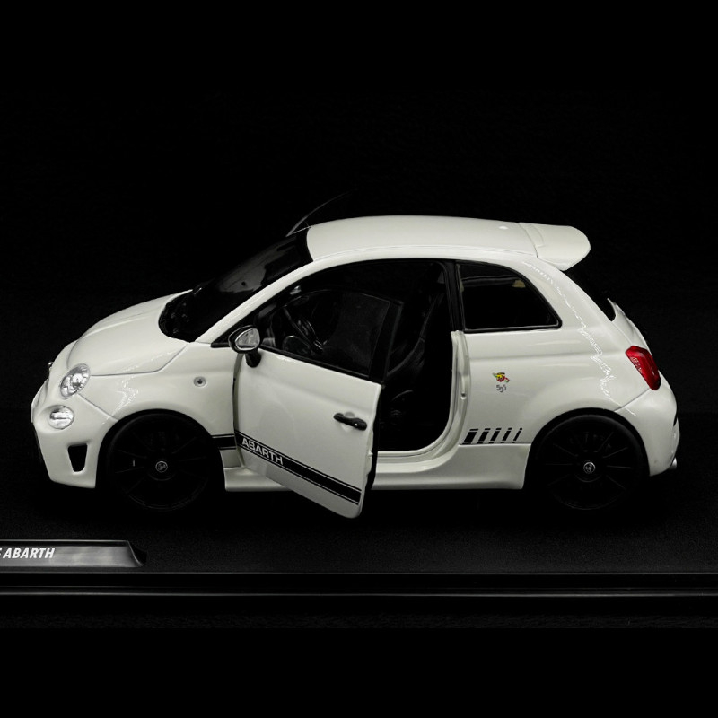Fiat 500 Abarth F595 Blanche Miniature Solido 1:18 – Véhicule 2022 – Occasion