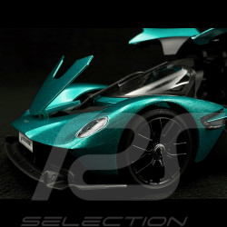 Aston Martin Valkyrie 2022 Green 1/18 Maisto 31465G