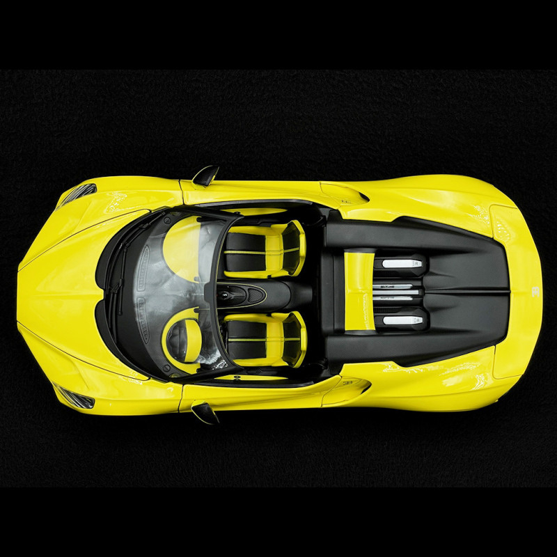 Modèle Réduit Bugatti Mistral 1/18 - Bburago Plus - Jaune - Portes, Capot Et Coffre Ouvrants - Moteur Et Intérieur Détailé