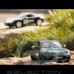 Porsche 911 Dakar Typ 992 2023 Eichengrün 1/18 Norev 187241