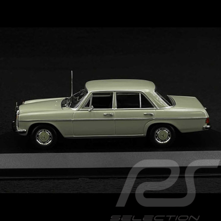 Mercedes-Benz 200 / 8 1968 Grau 1/43 Minichamps 940034008