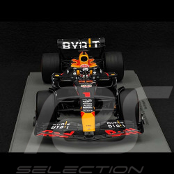 Max Verstappen Red Bull RB19 n° 1 Winner GP Spain 2023 F1 1/18 Spark 18S905