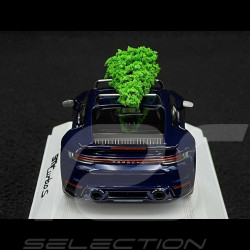 Porsche 911 Turbo S Typ 992 2023 mit Weihnachtsbaum Enzianblau 1/43 Minichamps WAP0201640SXMS