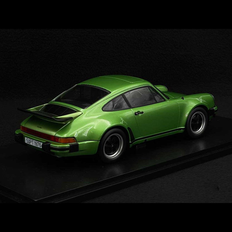 Porsche 911 Turbo 3.0 Type 930 1976 Metallic Green 1/18 KK