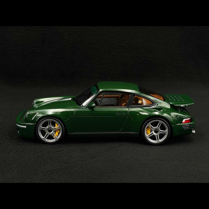Porsche 911 RUF CTR Anniversary 2017 Irish Green 1/18 Almost Real ALM880304