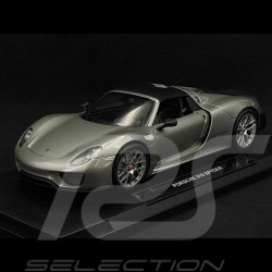 Porsche 918 Spyder 2014 Argent / Noir 1/18 Welly 18051HGRC