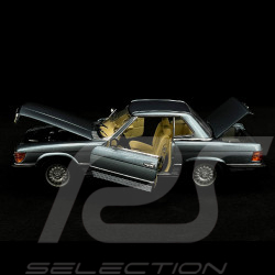 Mercedes-Benz 350 SL R107 Hardtop 1977 Hellblau Metallic 1/18 Sunstar 4666