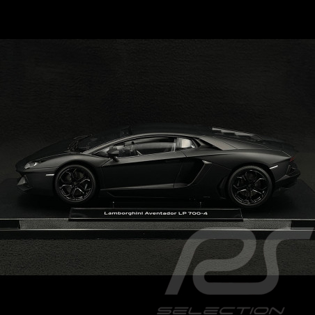 Lamborghini Aventador...