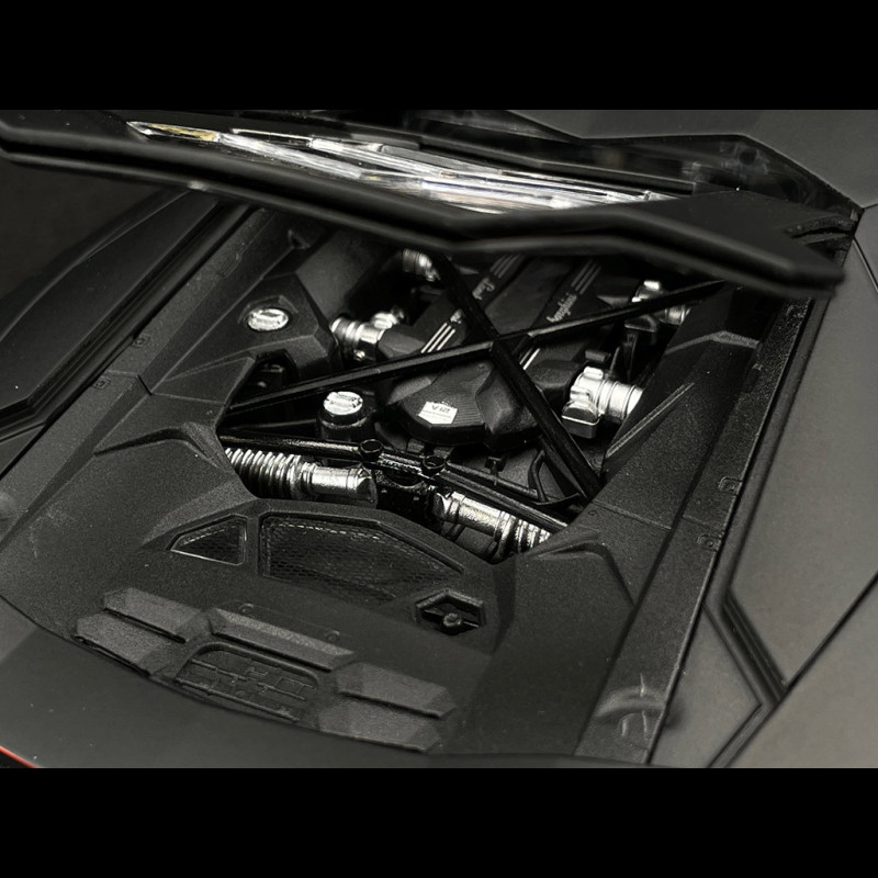 Modèle Réduit 1:18 Lamborghini Aventador LP700-4 2011 – Welly – Gris Mat – Neuf