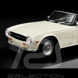 Triumph TR6 Roadster 1969 Blanc 1/18 Minichamps 155132035