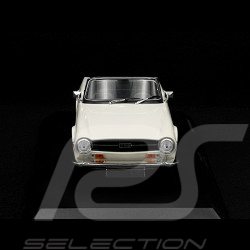 Triumph TR6 Roadster 1969 Blanc 1/18 Minichamps 155132035