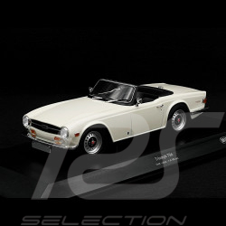 Triumph TR6 Roadster 1969 Blanc 1/18 Minichamps 155132035