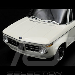 BMW 2002 1970 Blanc 1/18 Minichamps 155702600