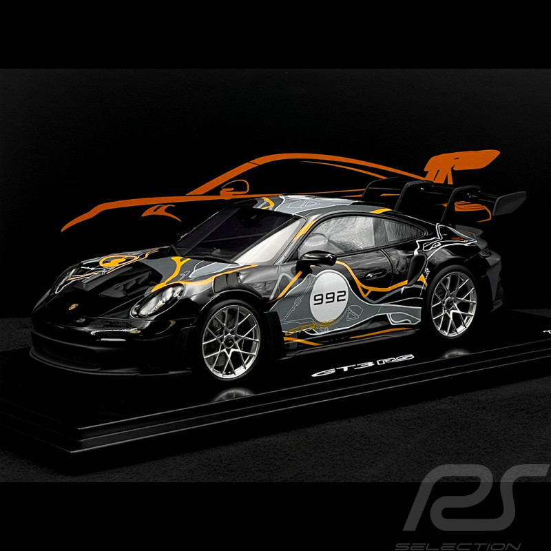Porsche 911 GT3 RS Type 992 n°992 Weissach Test Track 2023 Gris / Orange 1/18 Spark WAP0212830SGT3