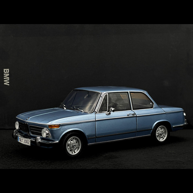 bmw-2002-ti-1972-metallic-blue