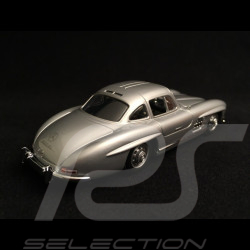 Mercedes Benz 300 SL coupe 1955 gris argent 1/43 Minichamps 940039000