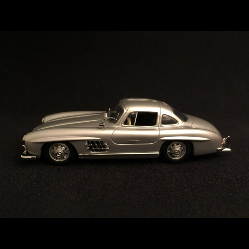 mercedes-benz-300-sl-coupe-