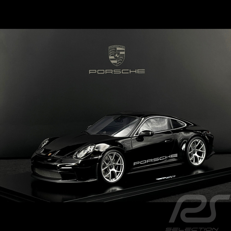 Porsche 911 S/T Type 992 2023 Noir 1/18 Spark WAP0213140R0ST