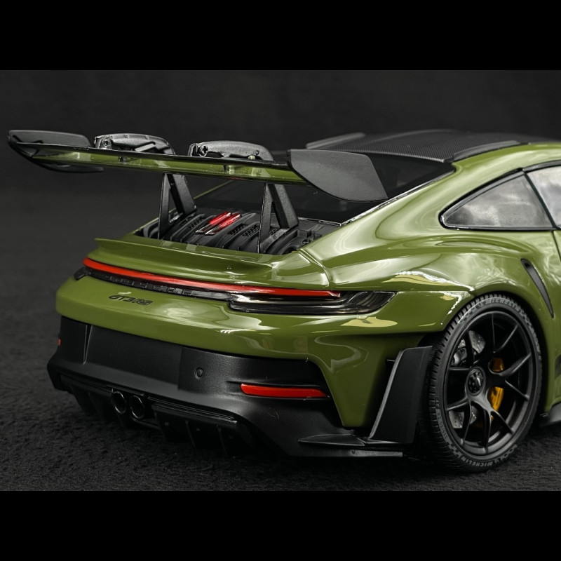 Porsche 911 GT3 RS Type 992 2024 Nato Olive Green 1/18 Minichamps