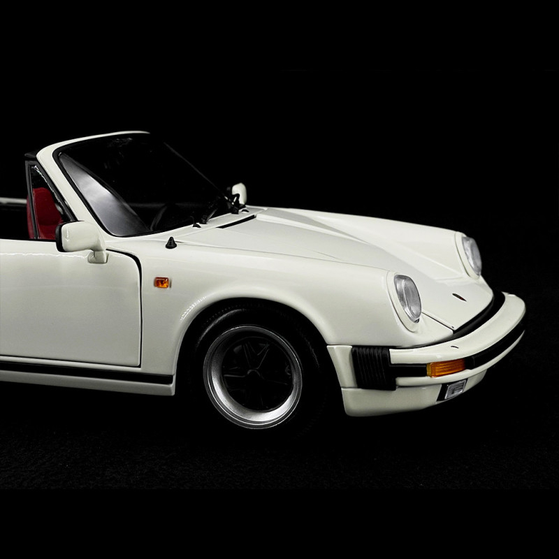 Porsche 911 Carrera 3 2 Targa 1983 White 1 18 Minichamps 100063062