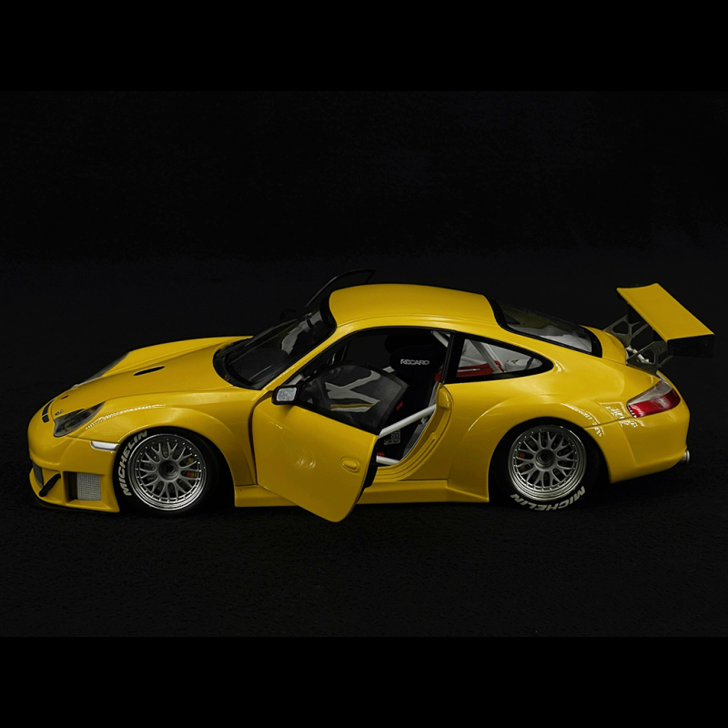 Porsche 911 GT3 RSR Type 996 ALMS 2004 Speed Yellow 1/18