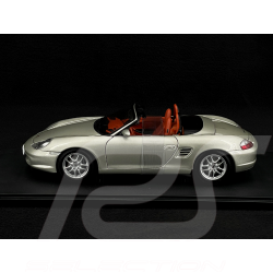 Porsche Boxster Type 986 2002 Arctic Silver 1/18 AutoArt 77872