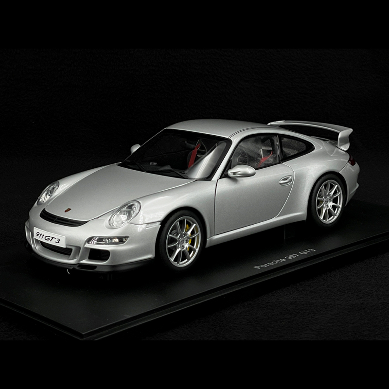 Porsche 911 GT3 Type 997 2007 GT Silver 1/18 AutoArt 77997