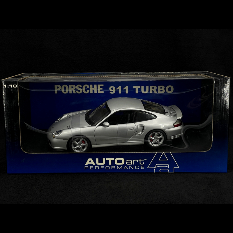 Porsche 911 Turbo Type 996 2000 Argent Arctique 1/18 AutoArt 77832
