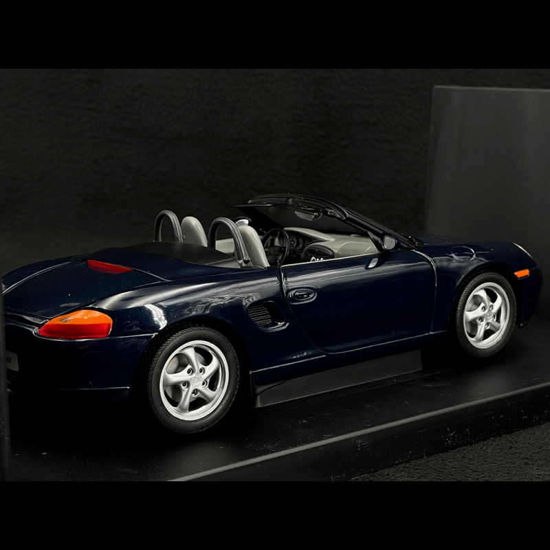 1/18 ポルシェ 986 BOXSTER オートアート製 LOT OF 2 2003 PORSCHE 986 BOXSTER S AUTOART 1:18 BLUE & SILVER