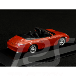 Porsche 911 type 996 Carrera Cabriolet 2002 rouge Orient 1/43 Minichamps WAP02008112