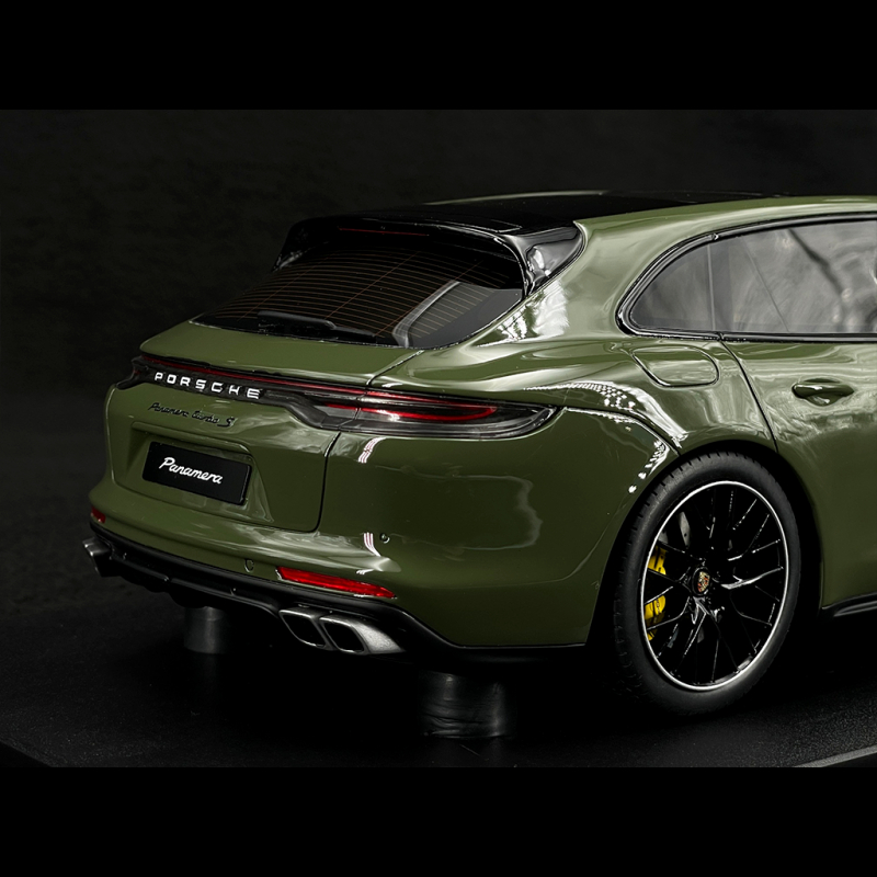 Porsche Panamera Turbo S Sport Turismo 2021 – Miniature GT Spirit 1/18, Vert, Résine (GT447)