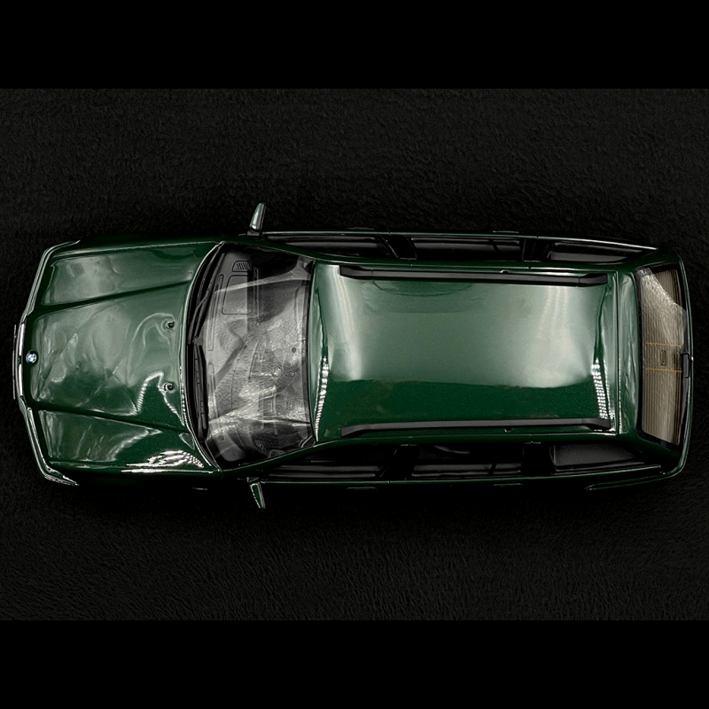 Modèle Réduit BMW E36 328i Touring M Pack 1997 - Vert Fern Green - Marque Ottomobile - 1/18 - Neuf