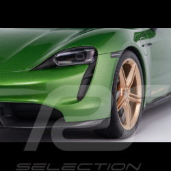 Porsche Taycan Turbo S 2020 Python Green Metallic 1/8 Minichamps 800660002