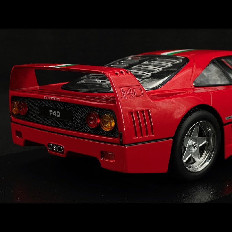 NEW FERRARI F40 Red Rouge Au 1/18 Kyosho 08411R EUR 379,00 - FR